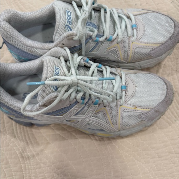 ASICS Women's Gray Running Shoes - Picture 2 of 9